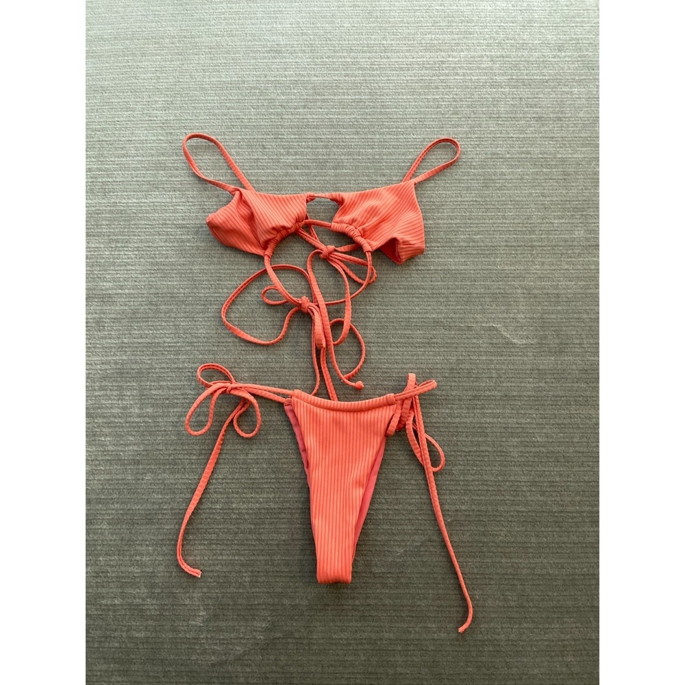 TAI Swim Bikini Two Piece Women S top XS  Bottom Cheeky Cut Out‎ Vacation Coral